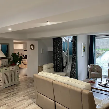 Alamer Holiday home